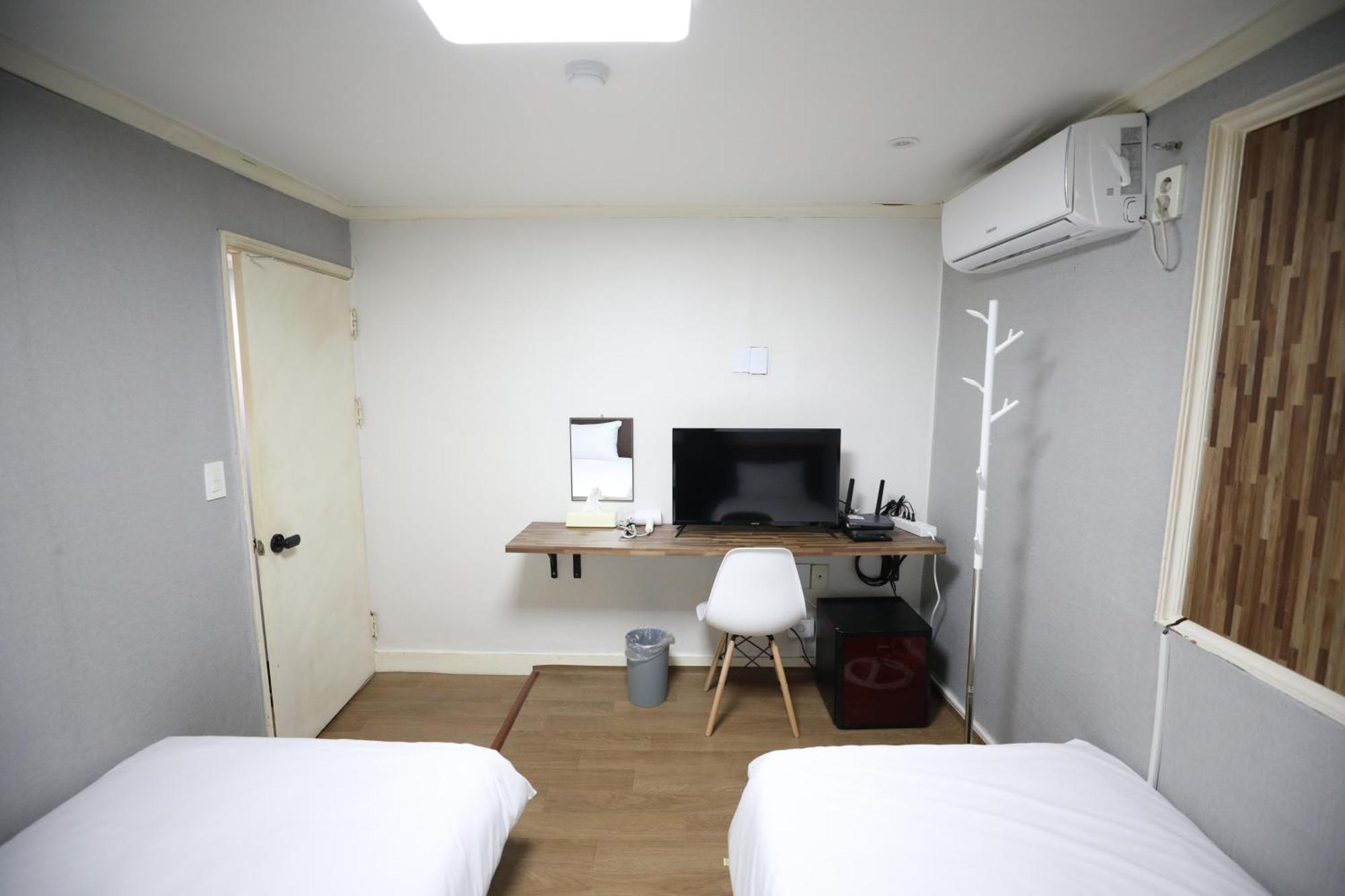 Hotel Golden Hill 2*