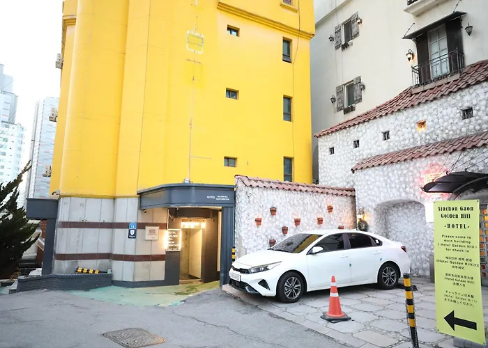 Hotel Golden Hill